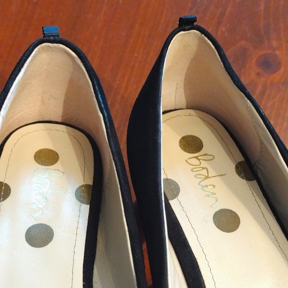 Boden Suede Patent Leather Square Toe Flats, Size EU 37 / US 6.5, Black w/ Cream - Picture 9 of 10